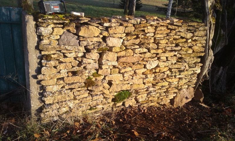 cluny paysagiste remis en état mur